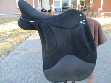 Tack ID: 570849 Wintec Pro Endurance Saddle 18 - PhotoID: 156096 - Expires 14-Jan-2027 Days Left: 84